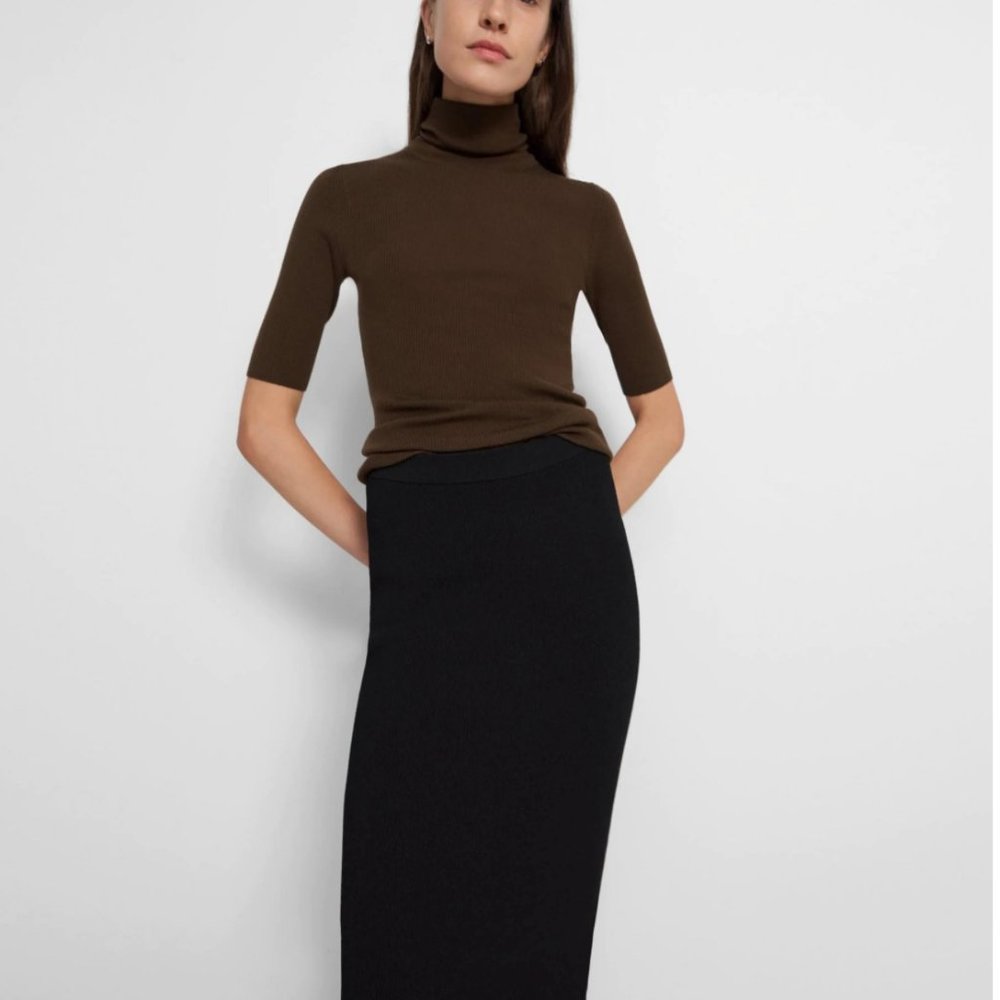 Theory Ribbed Pencil Skirt in Crepe Knit, Size L, Black - Picture 2 of 7